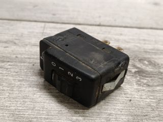 bontott SUZUKI WAGON R PLUS Fényszórómagasság Állító Kapcsoló