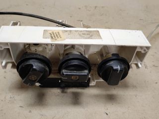 bontott SUZUKI WAGON R PLUS Fűtéskapcsoló (manuális klímás)