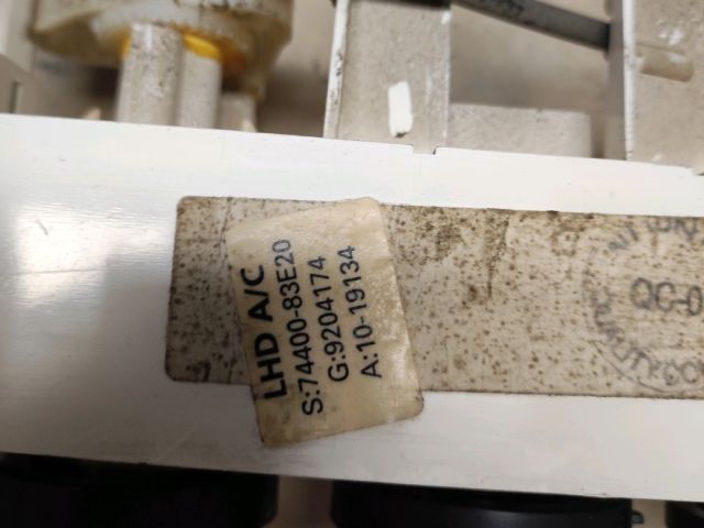 bontott SUZUKI WAGON R PLUS Fűtéskapcsoló (manuális klímás)