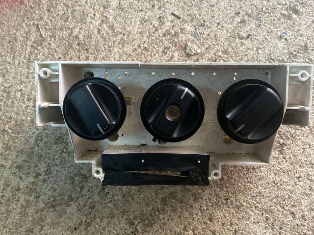 bontott SUZUKI WAGON R PLUS Fűtéskapcsoló (manuális klímás)