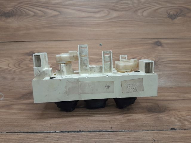 bontott SUZUKI WAGON R PLUS Fűtéskapcsoló (Nem klímás)