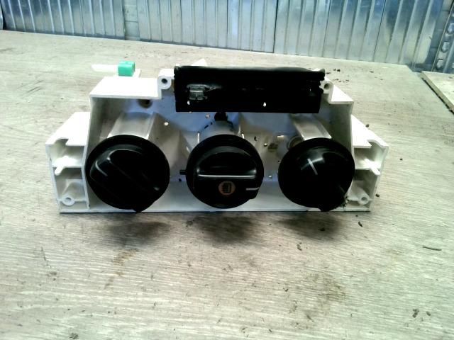 bontott SUZUKI WAGON R PLUS Fűtéskapcsoló