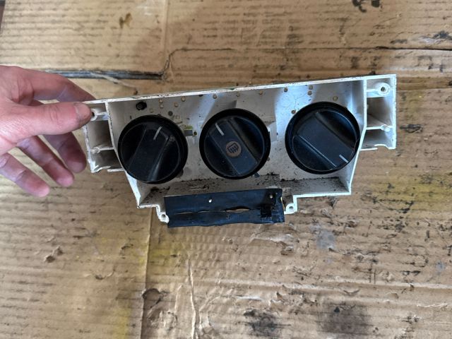 bontott SUZUKI WAGON R PLUS Fűtéskapcsoló