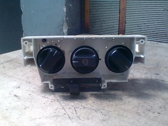 bontott SUZUKI WAGON R PLUS Fűtéskapcsoló