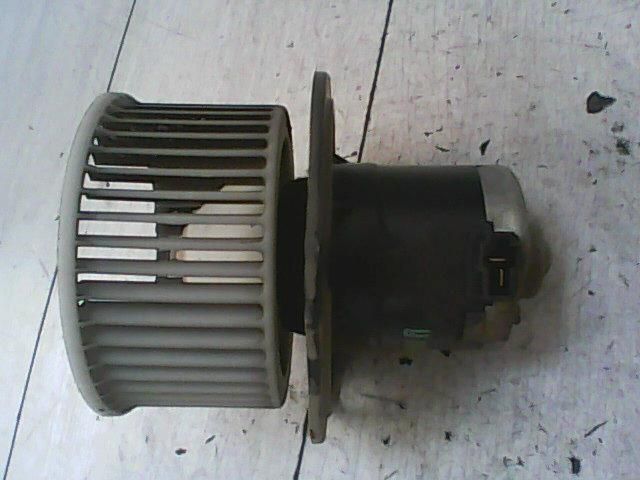 bontott SUZUKI WAGON R PLUS Fűtőmotor (Nem klímás)