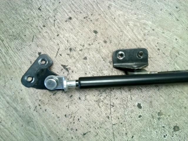 bontott SUZUKI WAGON R PLUS Gázrugós Kitámasztó Teleszkóp Pár Csomagtérajtó