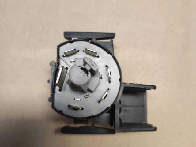 bontott SUZUKI WAGON R PLUS Gyújtáskapcsoló Elektronika