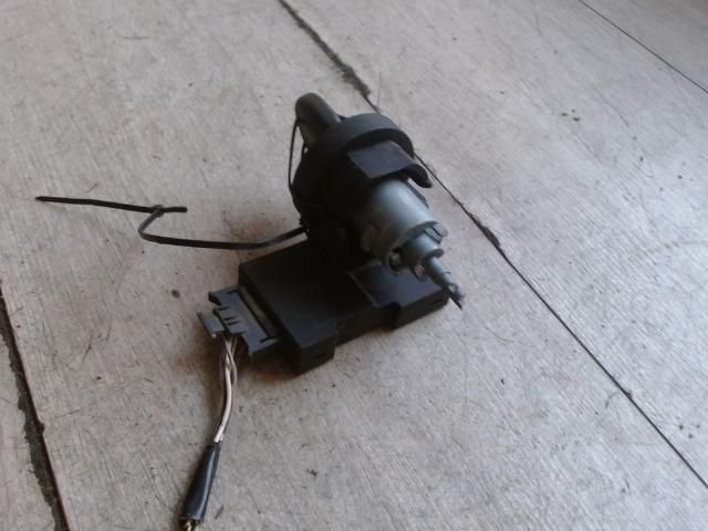 bontott SUZUKI WAGON R PLUS Gyújtáskapcsoló Zárbetét