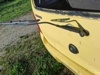 bontott SUZUKI WAGON R PLUS Hátsó Ablaktörlő Kar Burkolat