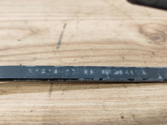 bontott SUZUKI WAGON R PLUS Hátsó Ablaktörlő Kar