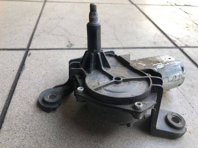 bontott SUZUKI WAGON R PLUS Hátsó Ablaktörlő Motor