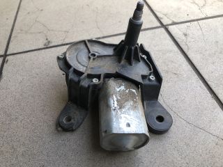 bontott SUZUKI WAGON R PLUS Hátsó Ablaktörlő Motor