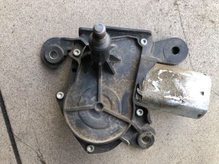 bontott SUZUKI WAGON R PLUS Hátsó Ablaktörlő Motor