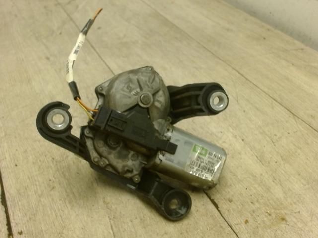 bontott SUZUKI WAGON R PLUS Hátsó Ablaktörlő Motor