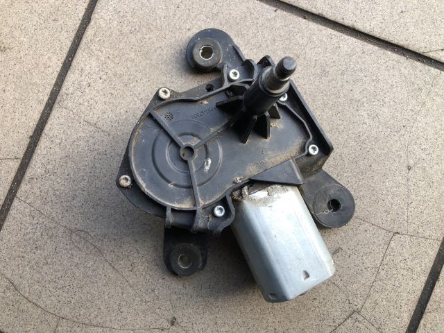 bontott SUZUKI WAGON R PLUS Hátsó Ablaktörlő Motor