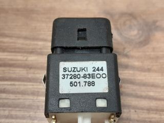 bontott SUZUKI WAGON R PLUS Hátsó Ködzárófény Kapcsoló