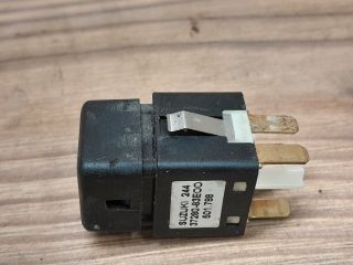 bontott SUZUKI WAGON R PLUS Hátsó Ködzárófény Kapcsoló