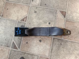 bontott SUZUKI WAGON R PLUS Hátsó középső Biztonsági Öv Csat