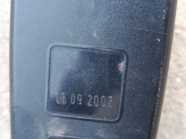 bontott SUZUKI WAGON R PLUS Hátsó középső Biztonsági Öv Csat