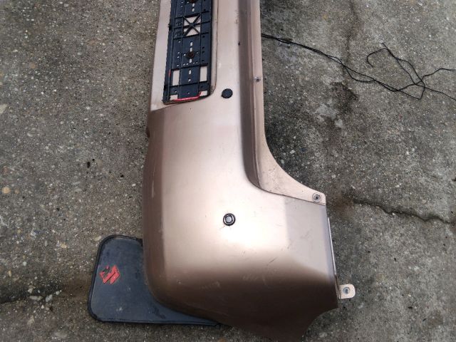 bontott SUZUKI WAGON R PLUS Hátsó Lökhárító (Részeivel)