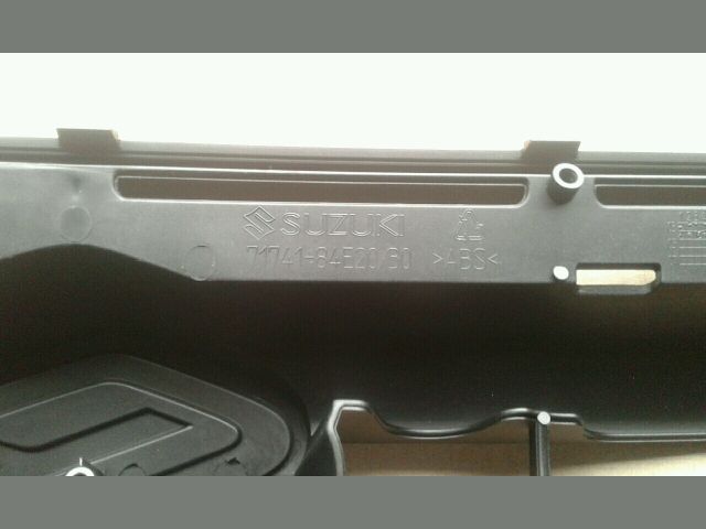 bontott SUZUKI WAGON R PLUS Hűtőrács