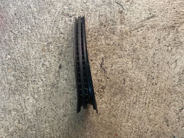 bontott SUZUKI WAGON R PLUS Jobb A Oszlop Oldalablak Üveg