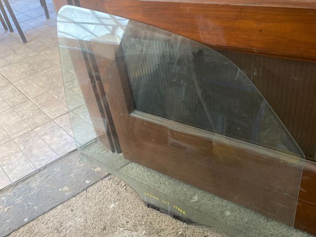 bontott SUZUKI WAGON R PLUS Jobb első Ablak