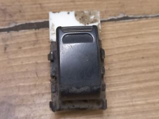 bontott SUZUKI WAGON R PLUS Jobb első Ablakemelő Kapcsoló