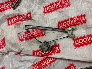 bontott SUZUKI WAGON R PLUS Jobb első Ablakemelő Szerkezet (Elektromos)