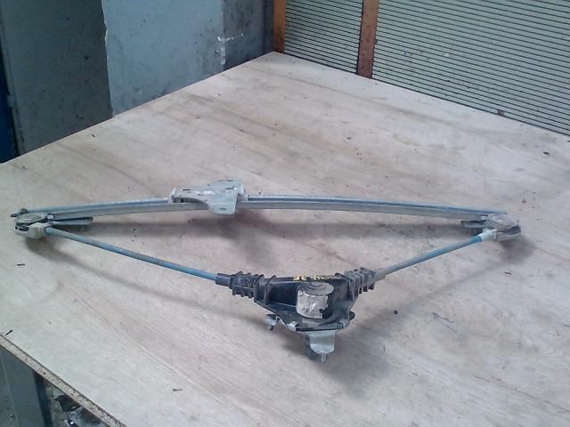 bontott SUZUKI WAGON R PLUS Jobb első Ablakemelő Szerkezet (Mechanikus)