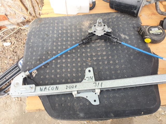 bontott SUZUKI WAGON R PLUS Jobb első Ablakemelő Szerkezet (Mechanikus)