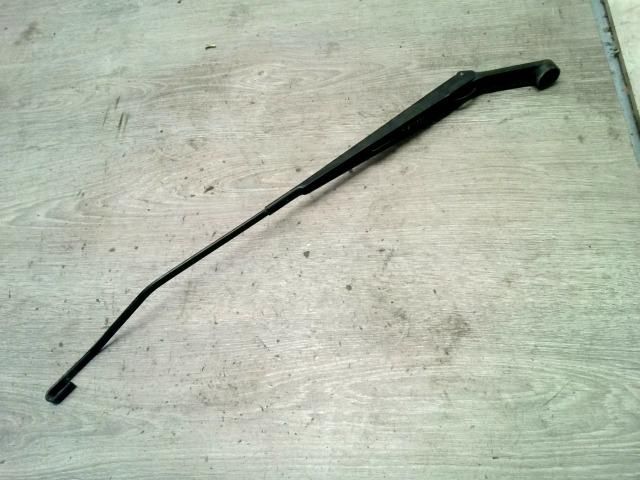 bontott SUZUKI WAGON R PLUS Jobb első Ablaktörlő Kar