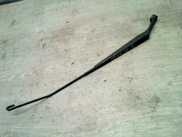 bontott SUZUKI WAGON R PLUS Jobb első Ablaktörlő Kar