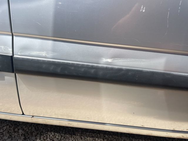 bontott SUZUKI WAGON R PLUS Jobb első Ajtó (Üres lemez)