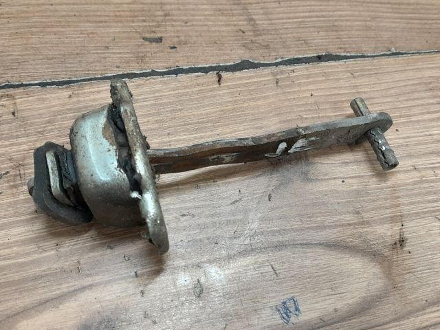 bontott SUZUKI WAGON R PLUS Jobb első Ajtóhatároló