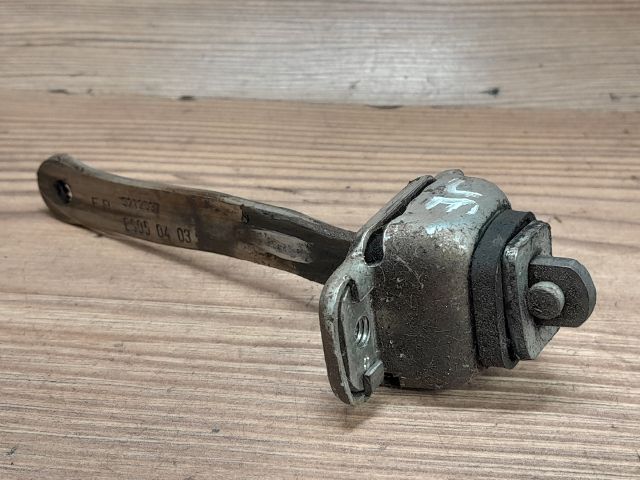 bontott SUZUKI WAGON R PLUS Jobb első Ajtóhatároló