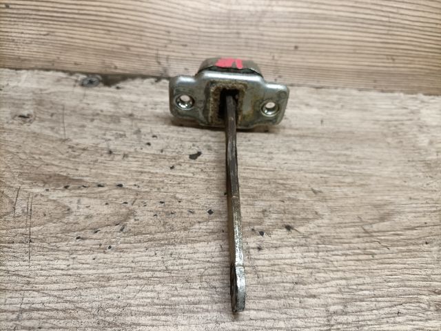 bontott SUZUKI WAGON R PLUS Jobb első Ajtóhatároló