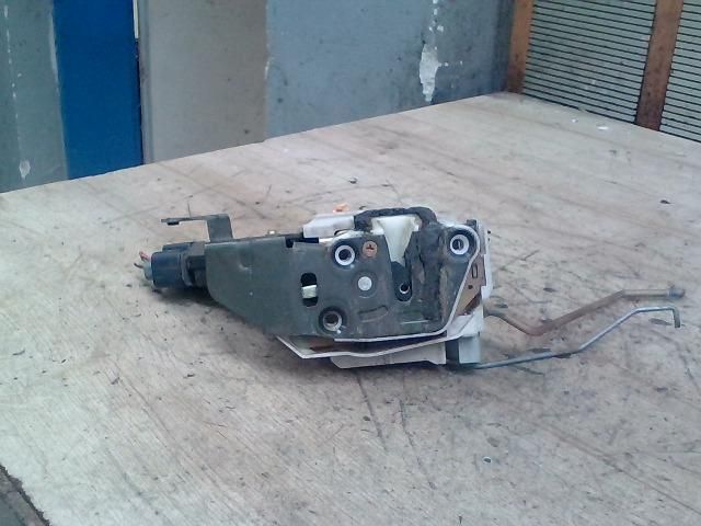 bontott SUZUKI WAGON R PLUS Jobb első Ajtózár