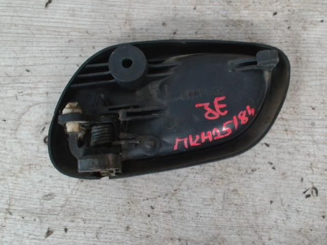 bontott SUZUKI WAGON R PLUS Jobb első Belső Kilincs