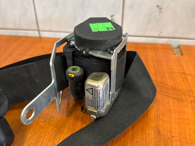 bontott SUZUKI WAGON R PLUS Jobb első Biztonsági Öv