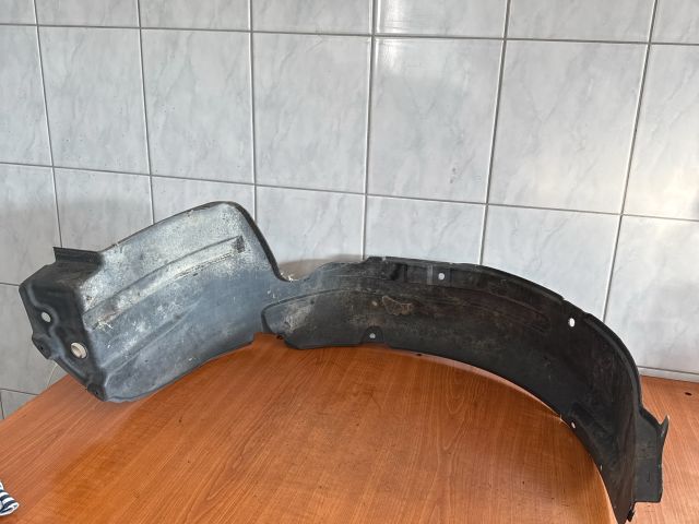 bontott SUZUKI WAGON R PLUS Jobb első Dobbetét (Kerékjárati, Műanyag)