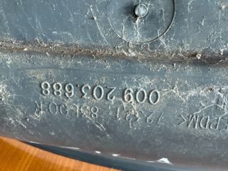 bontott SUZUKI WAGON R PLUS Jobb első Dobbetét (Kerékjárati, Műanyag)