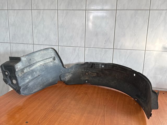 bontott SUZUKI WAGON R PLUS Jobb első Dobbetét (Kerékjárati, Műanyag)