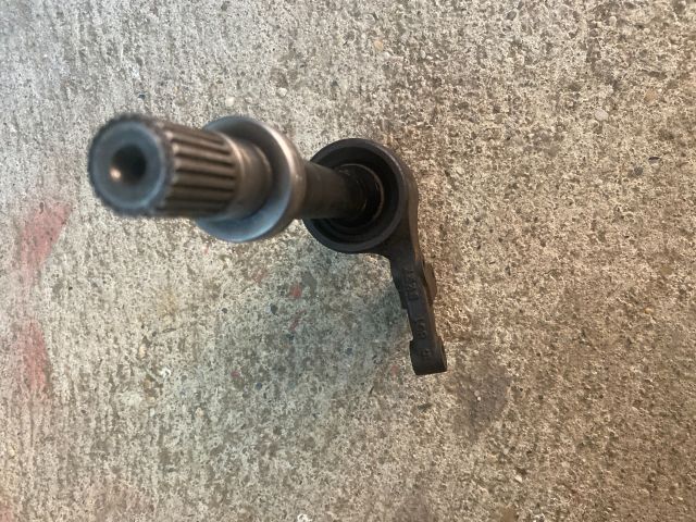 bontott SUZUKI WAGON R PLUS Jobb első Féltengely Tartó