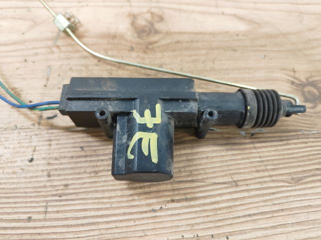 bontott SUZUKI WAGON R PLUS Jobb első Központizár Motor