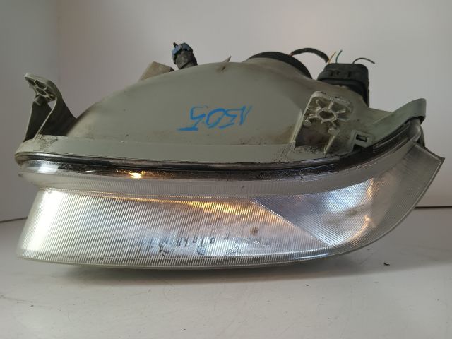 bontott SUZUKI WAGON R PLUS Jobb Fényszóró