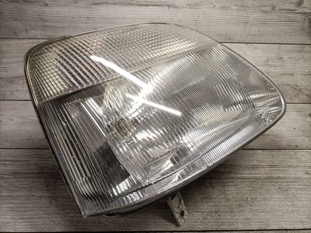 bontott SUZUKI WAGON R PLUS Jobb Fényszóró