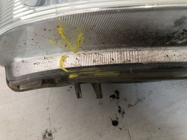 bontott SUZUKI WAGON R PLUS Jobb Fényszóró