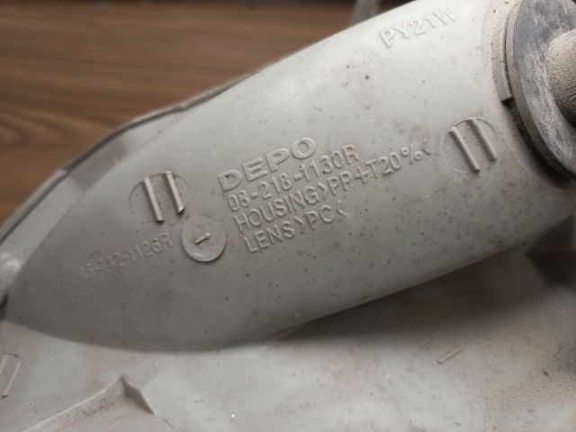 bontott SUZUKI WAGON R PLUS Jobb Fényszóró