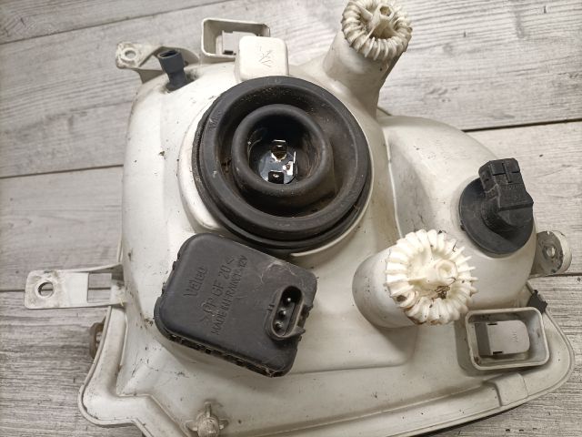 bontott SUZUKI WAGON R PLUS Jobb Fényszóró